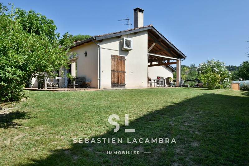 Maison - 162 m² - 7 pièces