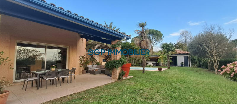 Maison - 196 m² - 4 pièces