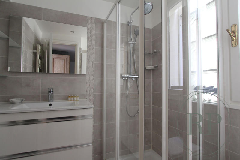 Appartement - 95 m² - 3 pièces