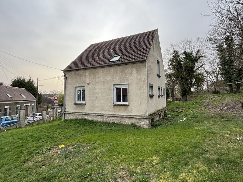 Maison - 101 m² - 5 pièces