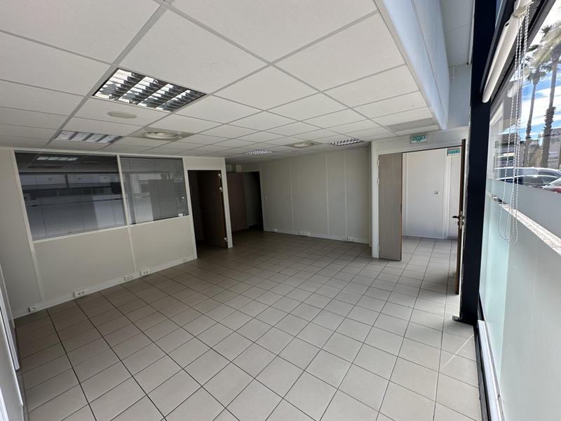 Bureau - 150 m²