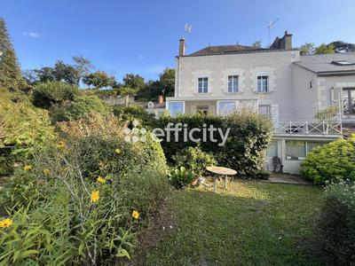 Maison - 213 m² - 10 pièces