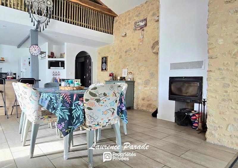 Maison - 121 m² - 4 pièces