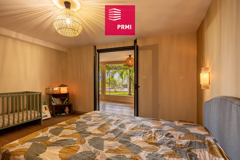 Maison - 230 m² - 7 pièces