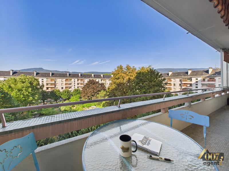 Appartement - 72 m² - 3 pièces