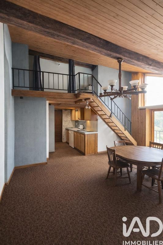 Châlet - 188 m² - 7 pièces