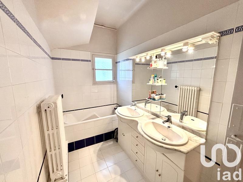 Maison - 165 m² - 6 pièces