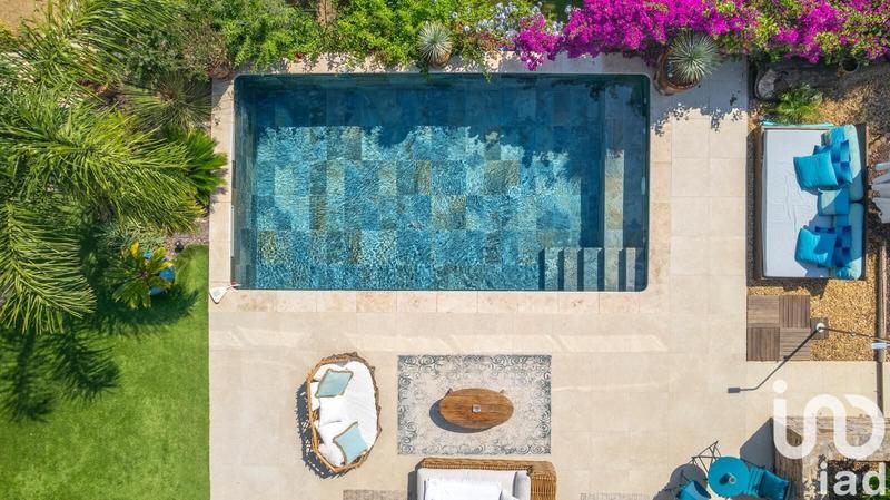 Maison de maîtres - 185 m² - 6 pièces