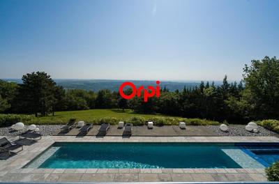 Maison - 382 m² - 9 pièces