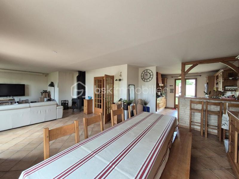 Maison - 138 m² - 5 pièces