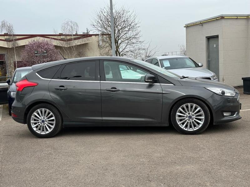 Ford Focus III (2) 2.0 Tdci 150 s&amp;S Titanium Powershift 5p
