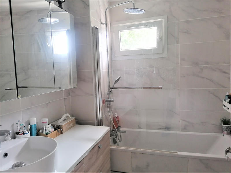 Appartement - 86 m² - 4 pièces