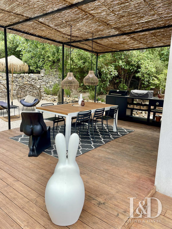 Maison contemporaine - 191 m² - 6 pièces