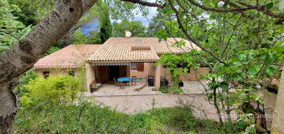 Maison - 160 m² - 5 pièces