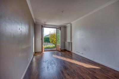 Maison - 213 m² - 5 pièces