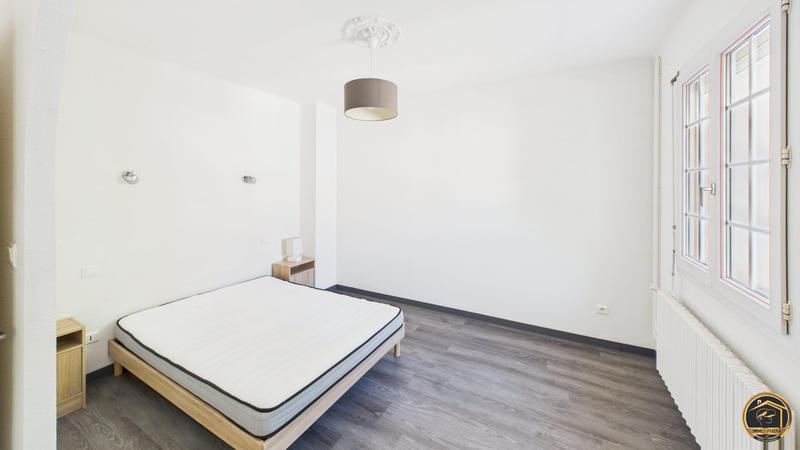 Maison ancienne - 218 m² - 5 pièces