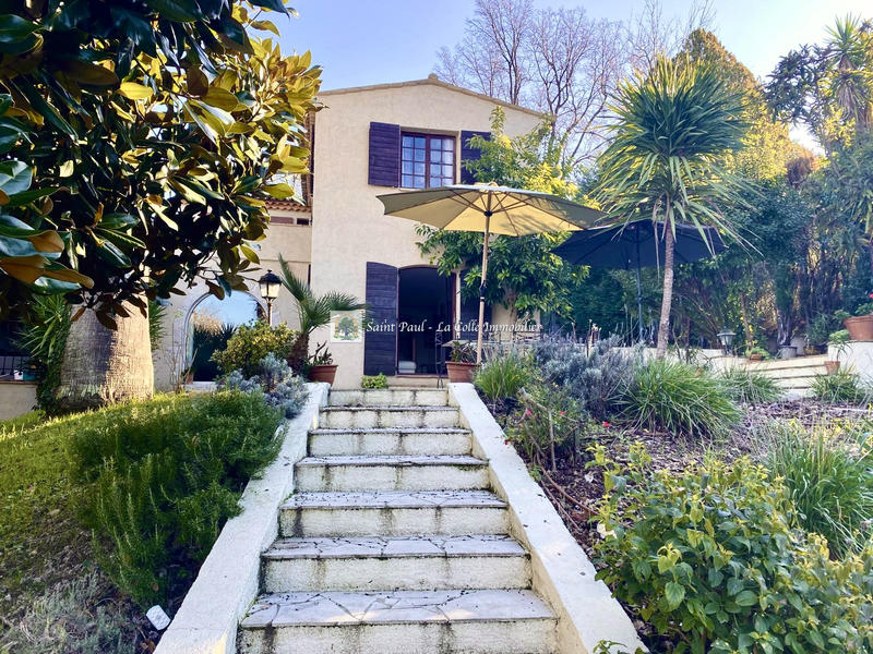 Maison - 177 m² - 6 pièces