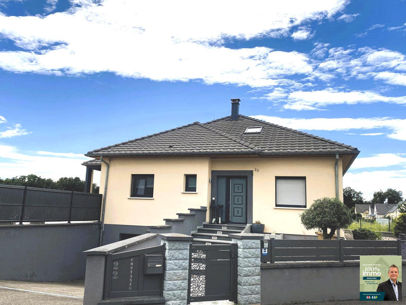 Maison - 260 m² - 6 pièces