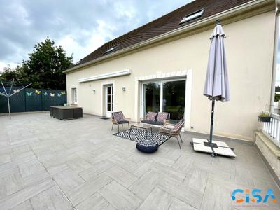 Maison - 194 m² - 7 pièces