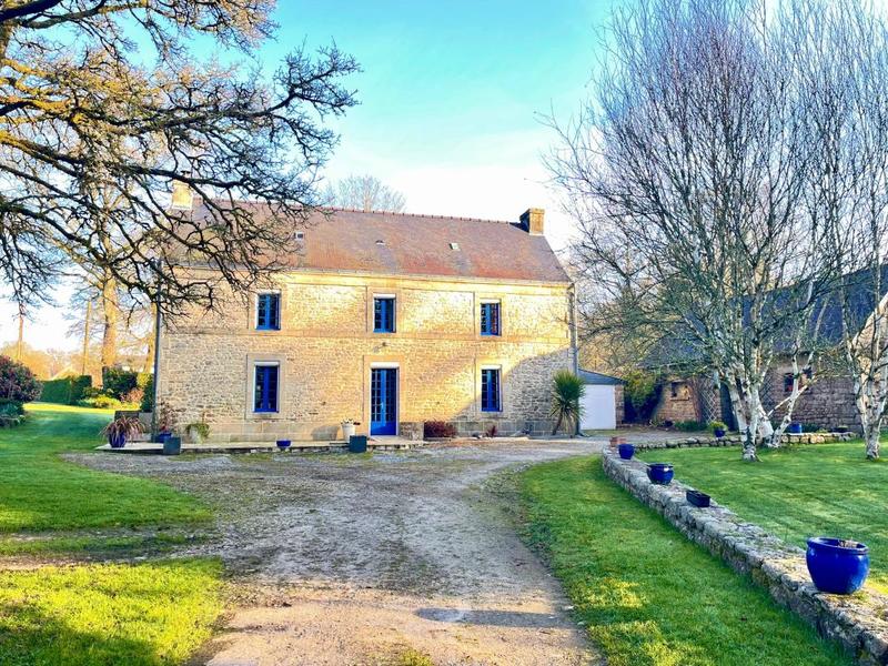 Propriété - 160 m² - 6 pièces