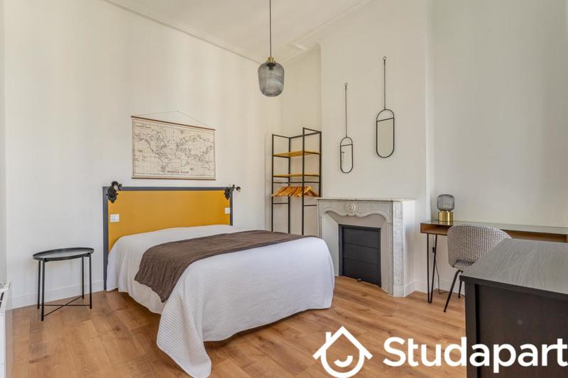 Chambre - 11 m² - 1 pièce