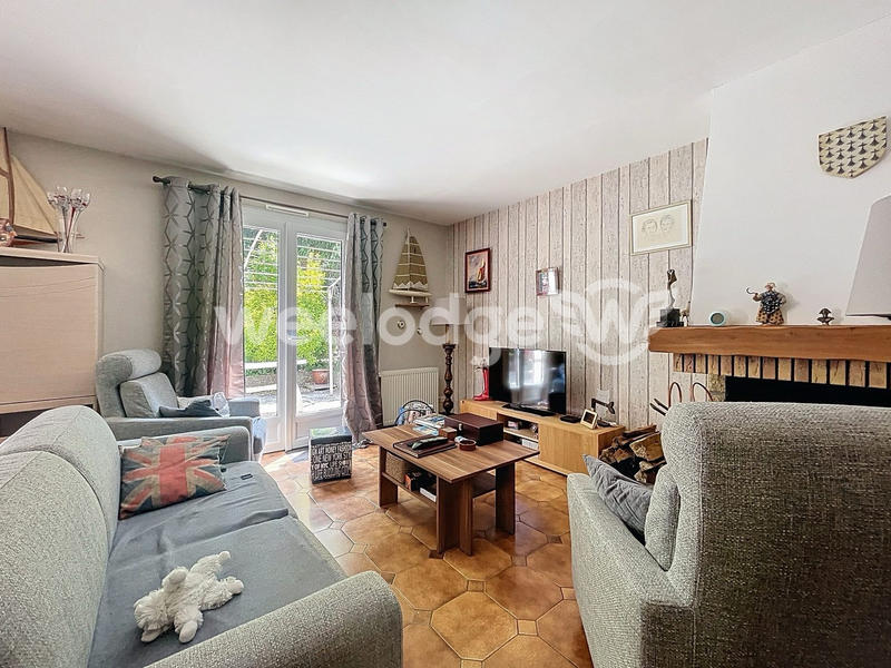 Maison ancienne - 184 m² - 6 pièces