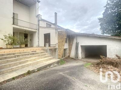 Maison de village - 240 m² - 17 pièces