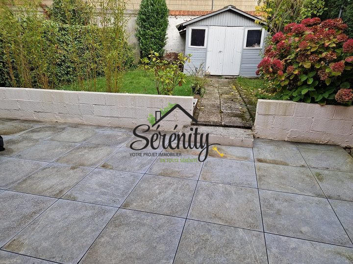 Maison - 96 m² - 6 pièces