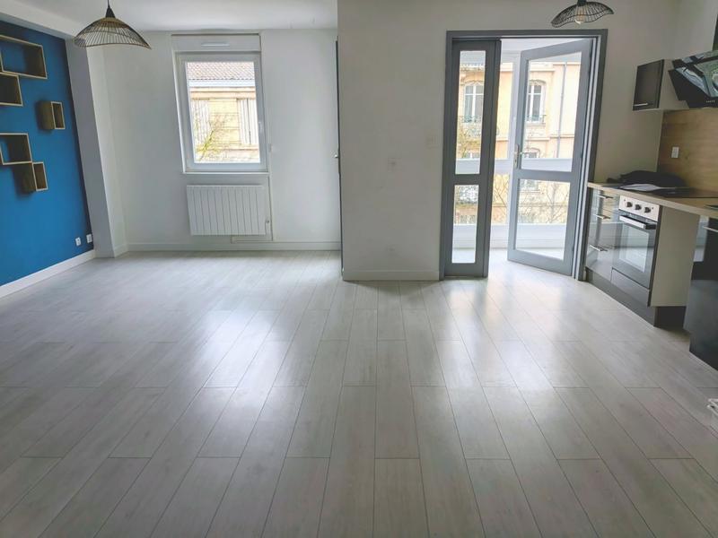 Appartement - 65 m² - 3 pièces