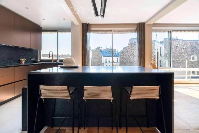 Appartement - 130 m² - 4 pièces