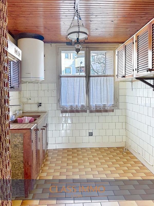 Appartement - 81 m² - 5 pièces