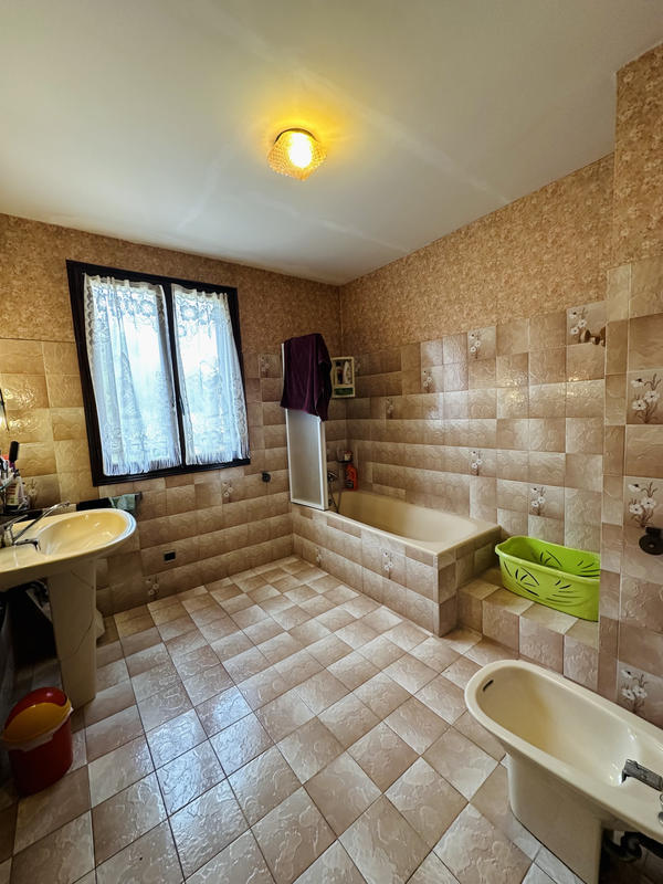 Maison - 150 m² - 6 pièces