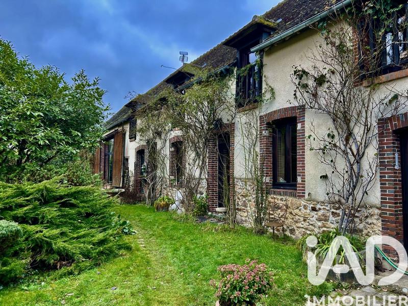 Maison - 229 m² - 8 pièces