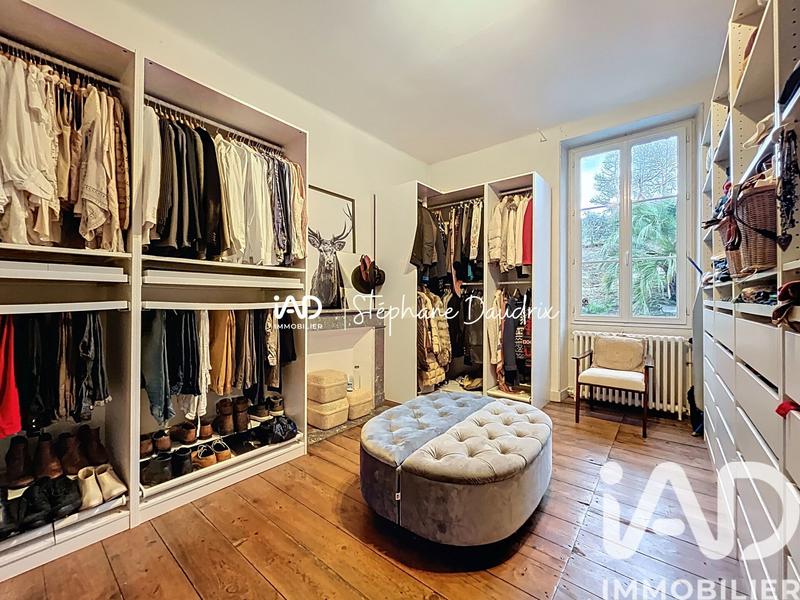 Maison de ville - 260 m² - 7 pièces