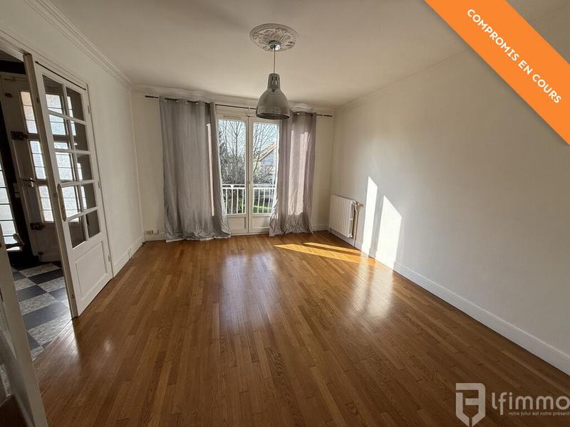 Maison - 85 m² - 4 pièces