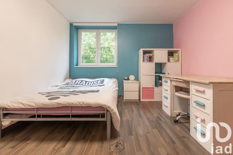 Maison - 205 m² - 7 pièces