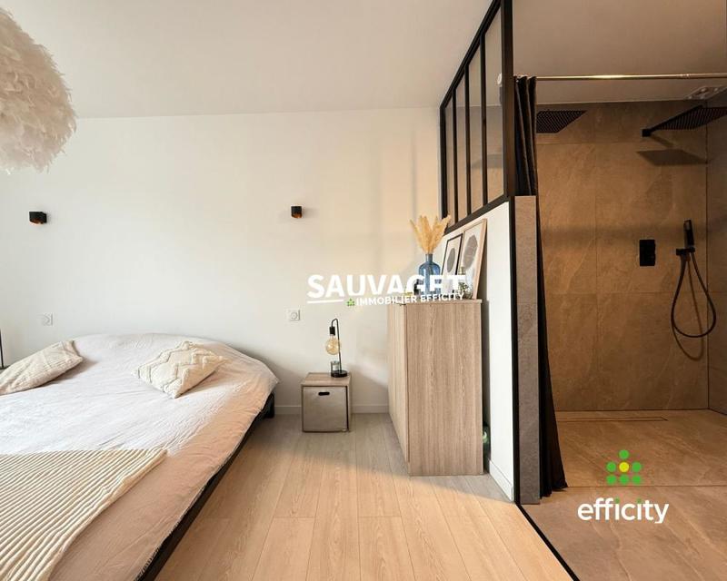 Appartement - 94 m² - 4 pièces