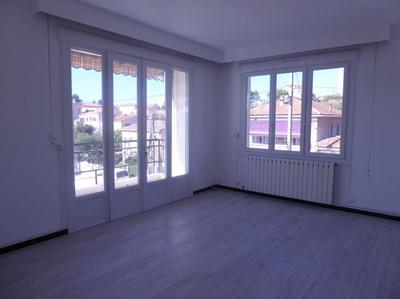 Appartement - 96 m² - 5 pièces