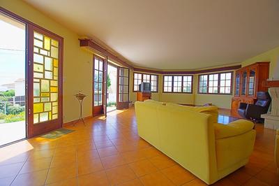 Villa - 268 m² - 10 pièces