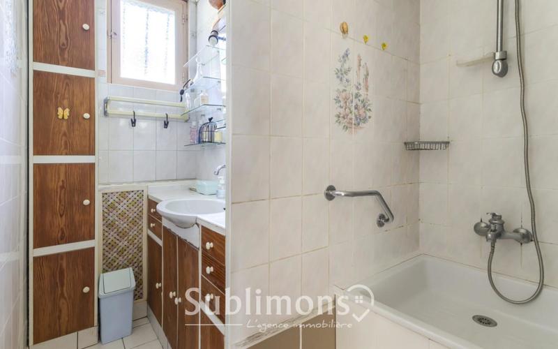 Maison - 95 m² - 5 pièces