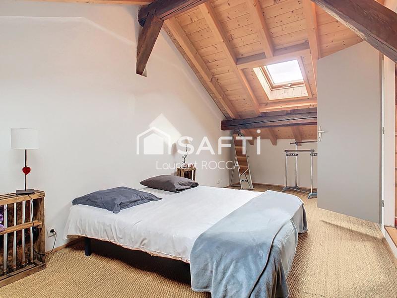 Maison - 140 m² - 5 pièces