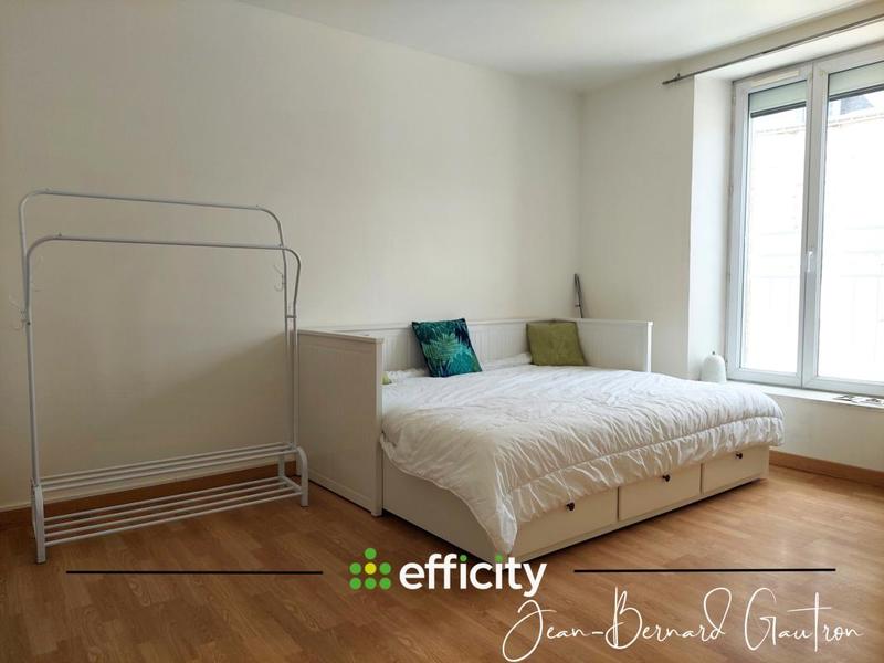 Maison - 330 m² - 14 pièces