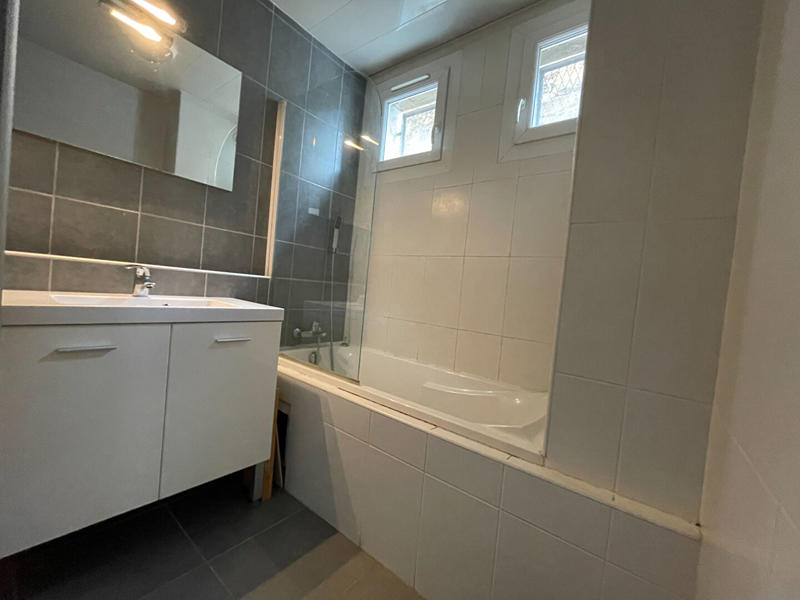 Appartement - 97 m² - 5 pièces