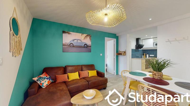 Chambre - 9 m² - 1 pièce