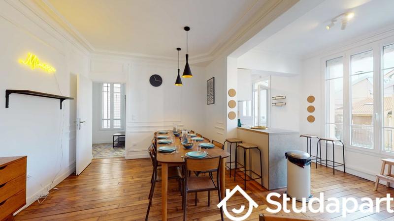 Chambre - 11 m² - 1 pièce