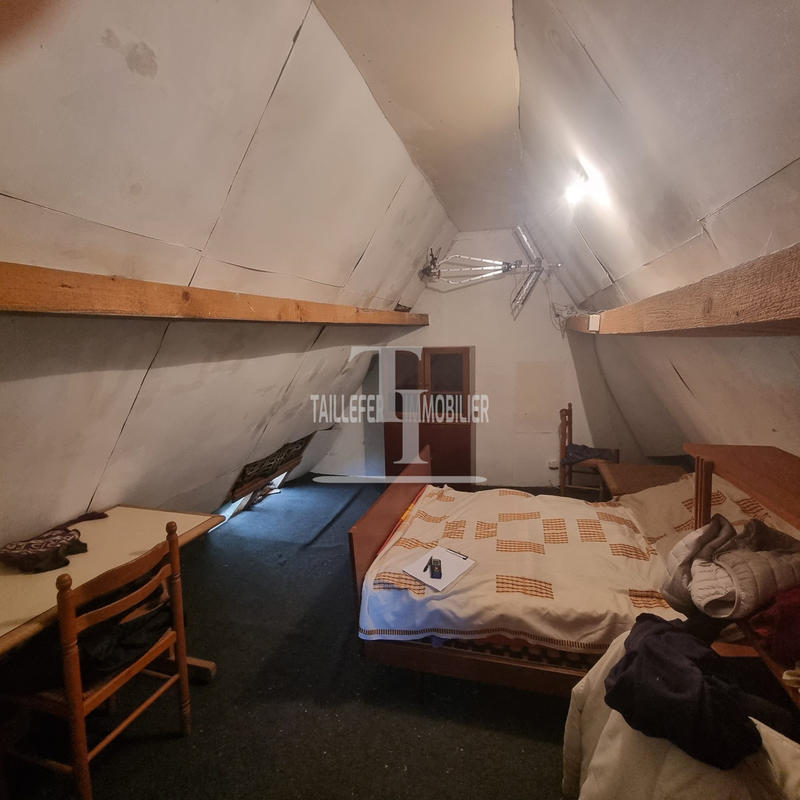 Maison - 95 m² - 6 pièces