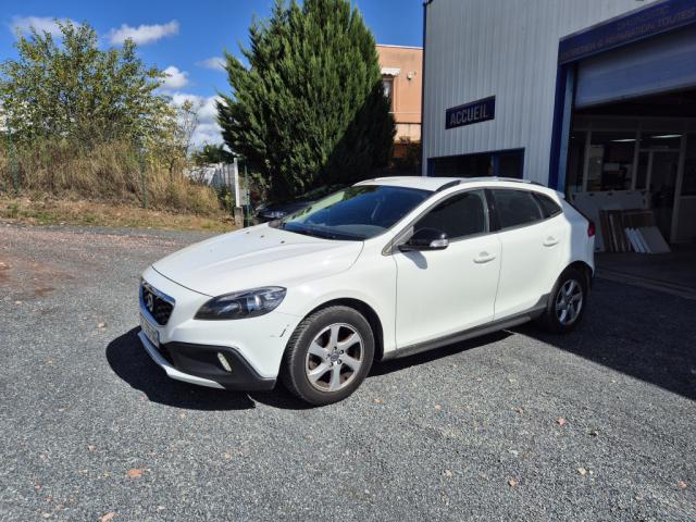 Volvo V40 Cross Country D2 115 Summum