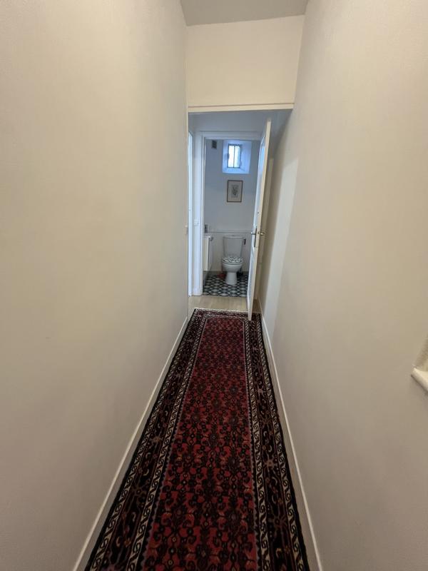 Maison - 240 m² - 10 pièces