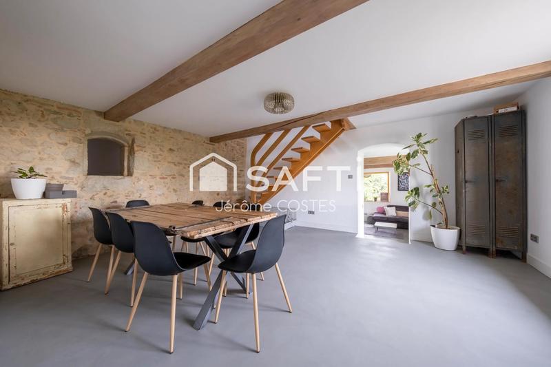 Maison - 205 m² - 6 pièces