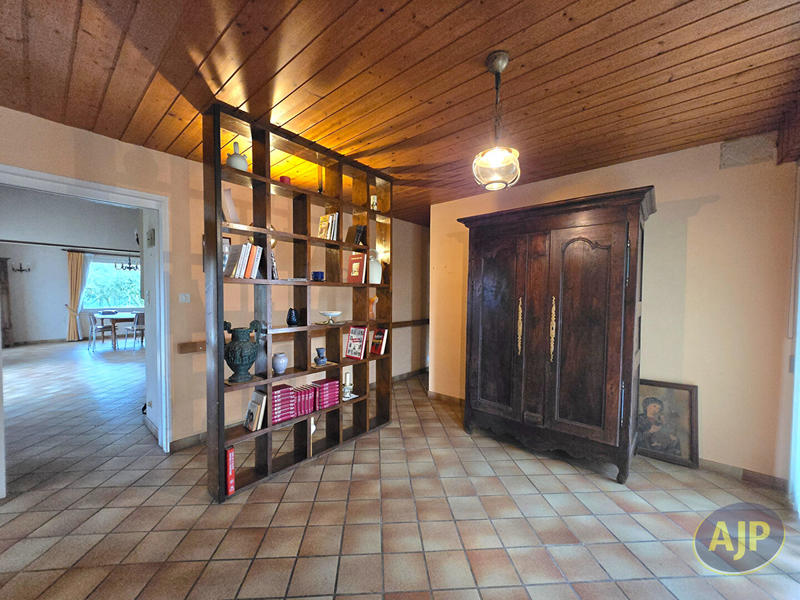 Maison - 173 m² - 6 pièces